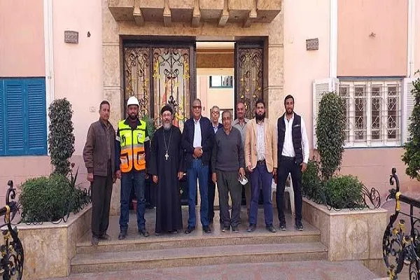 مشارکت کشیش خیراندیش در نوسازی مسجد سوهاج مصر