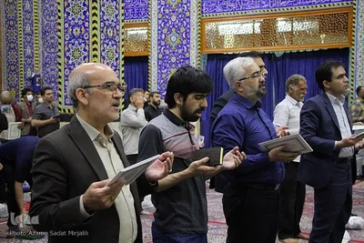 قرار بندگی؛ احیای شب نوزدهم رمضان در  مسجد حظیره یزد