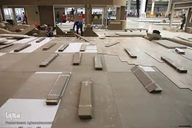 آماده سازی غرفه ایکنا در بیست و سومین نمایشگاه مطبوعات