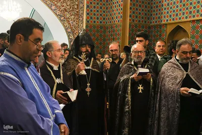 مراسم تشییع پیکر شهید مسیحی جنگ رمضان در اصفهان