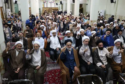 تجمع طلاب و روحانیون اصفهانی در محکومیت جنایات رژیم صهیونیستی