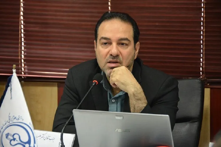 وزارت بهداشت به دنبال کاهش خدمات نیست
