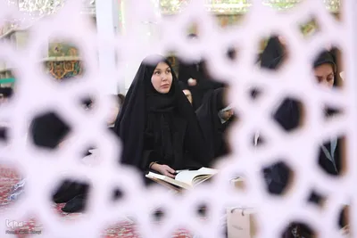 مراسم غبارروبی و محفل انس با قرآن در آستان امامزاده صالح (ع)