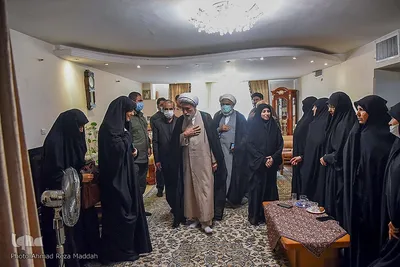 دیدار نماینده ولی فقیه در استان فارس در خانواده شهید خادم صادق‎‎