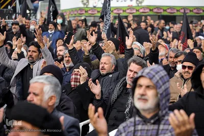 تشییع پیکرهای ۱۲ شهید گمنام در مشهد مقدس