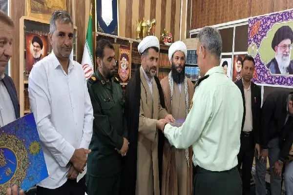 ادارات فعال در حوزه اقامه نماز در کوهرنگ تجلیل شدند + عکس