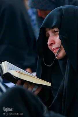 مراسم دعای روز عرفه در مسجد دانشگاه تهران