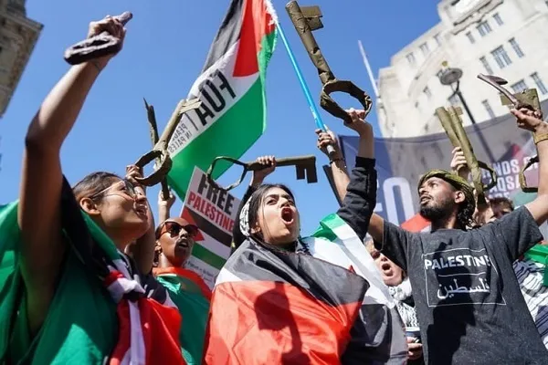 برخورد پلیس لندن با جوانان طرفدار فلسطین