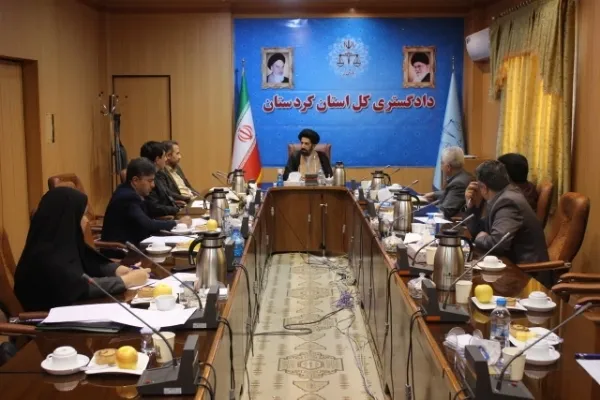 کمک ۱۰ میلیارد تومانی کردستانی‌ها در جشن گلریزان
