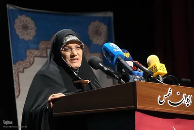زهره الهیان، دبیر کل جمیعت اعتلای نهادهای مردمی انقلاب اسلامی در همایش «حمایت از مردم مظلوم لبنان و جبهه مقاومت» 