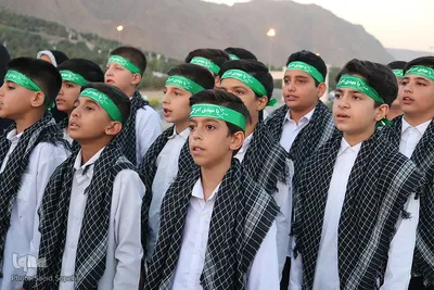 مراسم اهتزاز پرچم مزین به نام امیر المومنین علیه السلام در ملایر