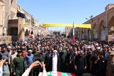 راهپیمایی روز قدس همراه با تشییع دو شهید در یزد‎