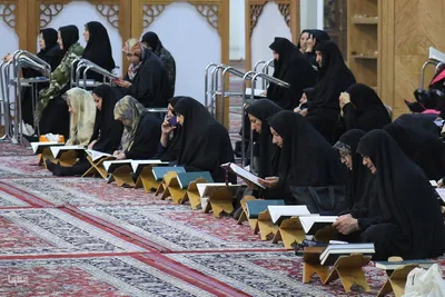محفل انس با قرآن کریم در حرم شاهچراغ(ع)