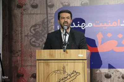مراسم بزرگداشت دومین سالگرد شهید مدافع امنیت علی نظری در مسجد جامع ملایر