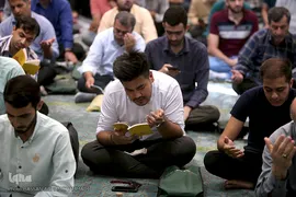 مراسم معنوی دعای عرفه در دانشگاه تهران