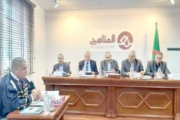 الجزائر: دعوة إلى تنظيم مؤتمرات علمية حول 