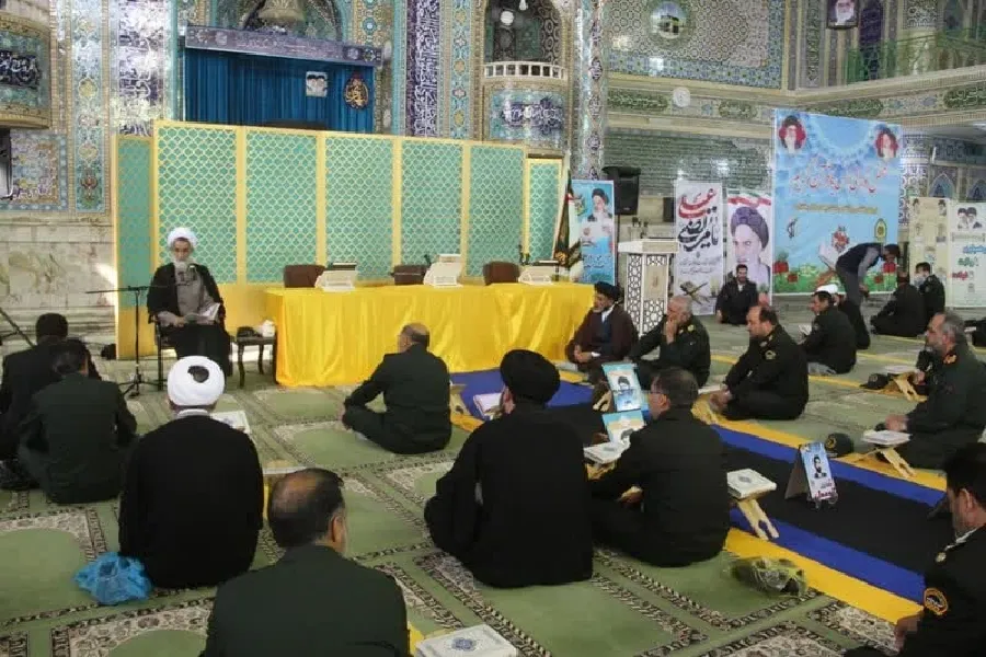 محفل انس با قرآن نیروهای مسلح چهارمحال‌وبختیاری برگزار شد
