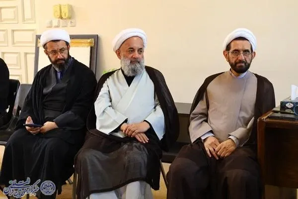 نشست اعضای دبیرخانه نخستین همایش ملی دارالمومنین بابل