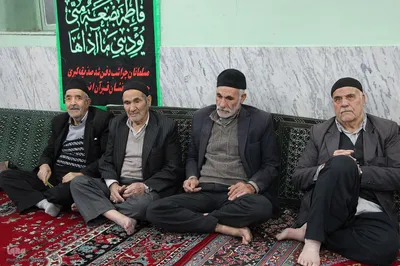کرسی تلاوت قرآن به مناسبت ایام فاطمیه