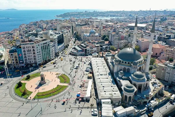 Taksim'e yapılan camide sona yaklaşıldı