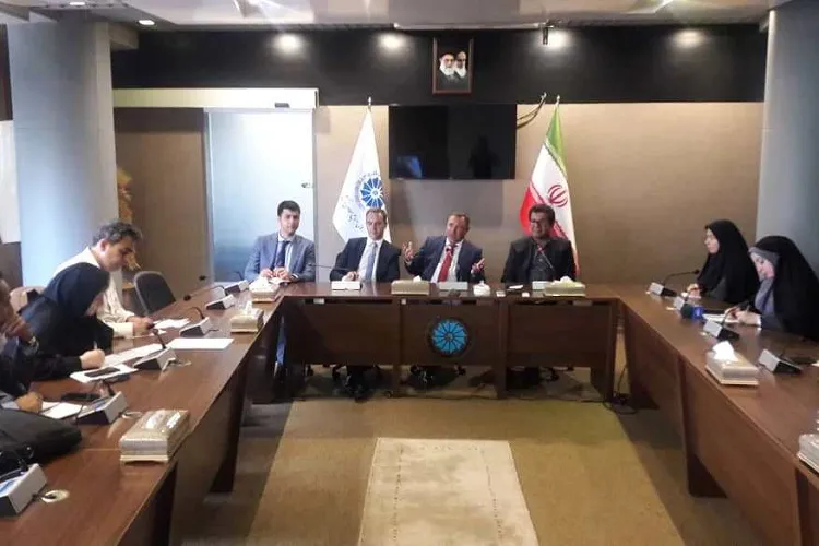 خانه‌های مشترك تجاری میان ایران و اكراین افتتاح شود