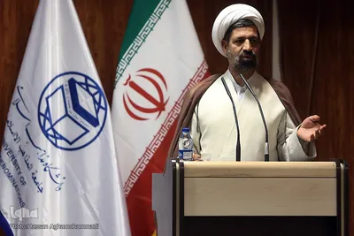 حجت‌الاسلام و المسلمین احمد شفیعی‌نیا، معاون پژوهشی دانشگاه مذاهب اسلامی