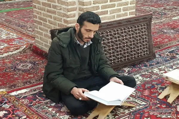 کرسی تلاوت مسجد استاد شاگرد تبریز