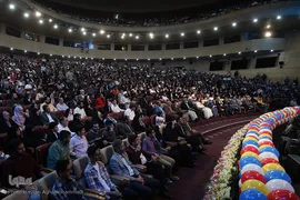 گردهمایی برنامه تلویزیونی محفل در مرکز همایش‌های بین المللی برج میلاد تهران