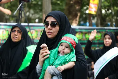 همایش شیرخوارگان حسینی در اصفهان