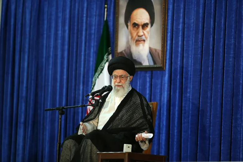 Rais wa Marekani acheza densi na kinara wa ukoo kisha akosoa uchaguzi wa watu milioni 40 Iran