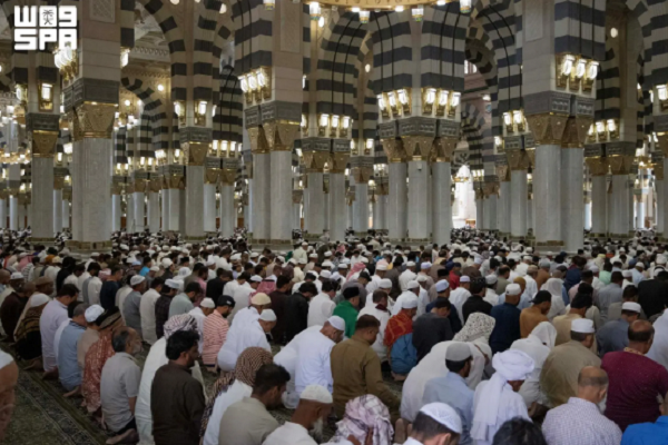 Massive Cooling Network Serves Millions at Islam’s Second Holiest Site