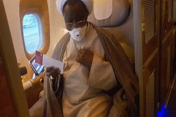 الشيخ الزكزاكي يغادر نيجيريا متوجهاً الى الهند للعلاج