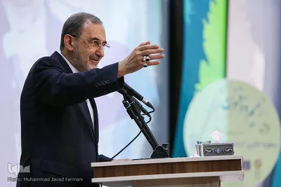 دکتر ولایتی