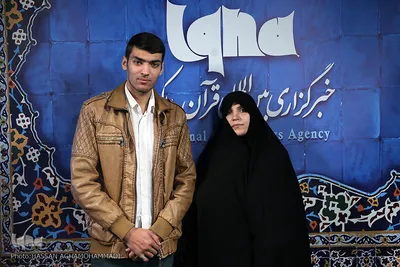 حمیده گوهری بجندی، مدیر موسسه قرآنی «مرتضی علی» و فرزندش