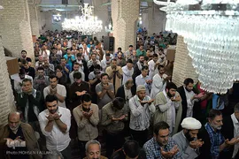 مراسم معنوی اعتکاف در مسجد جامع بازار تهران
