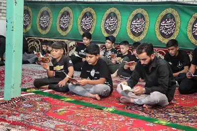 برگزاری کرسی تلاوت قرآن همزمان با ایام شهادت اباعبدالله‌الحسین(ع)‎ در ملایر