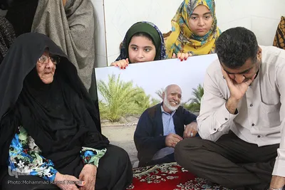کاروان زیر سایه خورشید در محور غرب استان هرمزگان