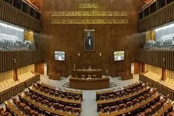 Pakistan Senate Passes Resolution on Quran Teaching in Universities