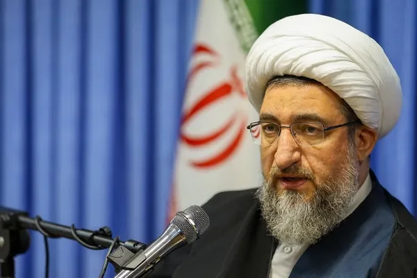 دیدار مدیران تامین اجتماعی و بهزیستی با امام جمعه تبریز