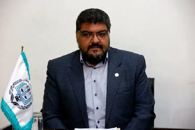 تضمین موفقیت در پرونده توسط وكلا، تخلف است