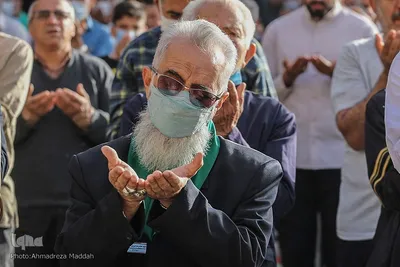 اقامه نماز عید سعید فطردر حرم شاهچراغ(ع)