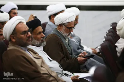 نشست تبیین گام دوم انقلاب ویژه ائمه جماعات و مبلغان در اراک
