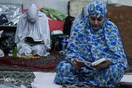 مراسم اعتکاف بانوان در مسجد باغستانی
