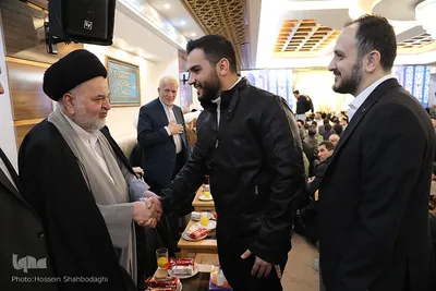 محفل انس با قرآن کریم و سومین آئین تجلیل از قهرمانان قرآنی