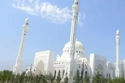 Video: Europas größte Moschee in Tschetschenien
