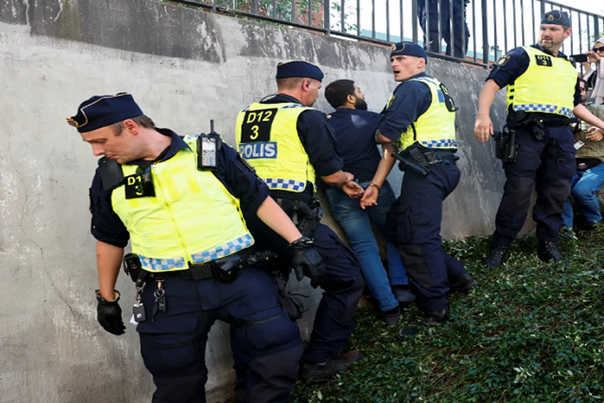 Sweden Pays $200,000 for Police Deployment to Ensure Quran Desecrators’ Security