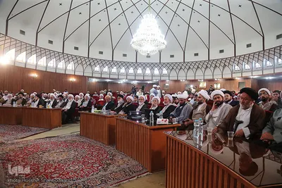 ⁨آیین رونمایی کتاب سه جلدی شرح نهج البلاغه⁩