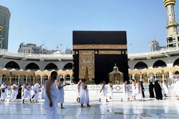 ورود 100 هزار زائر به مدینه از آغاز موسم جدید عمره