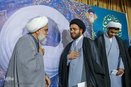 چهارمین آیین عمامه‌گذاری شماری از طلاب و همچنین جشن حفظ کل قرآن کریم گروهی دیگر از طلاب مدرسه علمیه دارالسلام