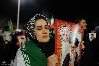 اجتماع شبانه مردم در سوگ رهبر شهید - تبریز